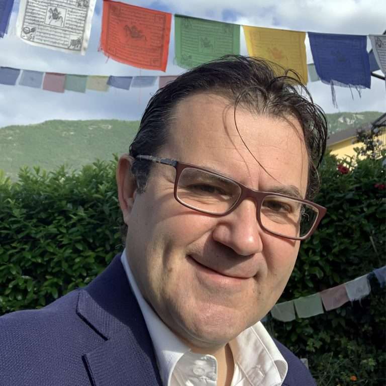 Materiali per la tua bandiera, i consigli di Alessandro Folghera