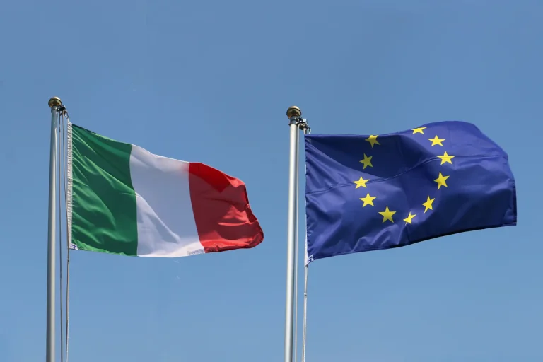 Esposizione bandiera, come disporre le bandiere